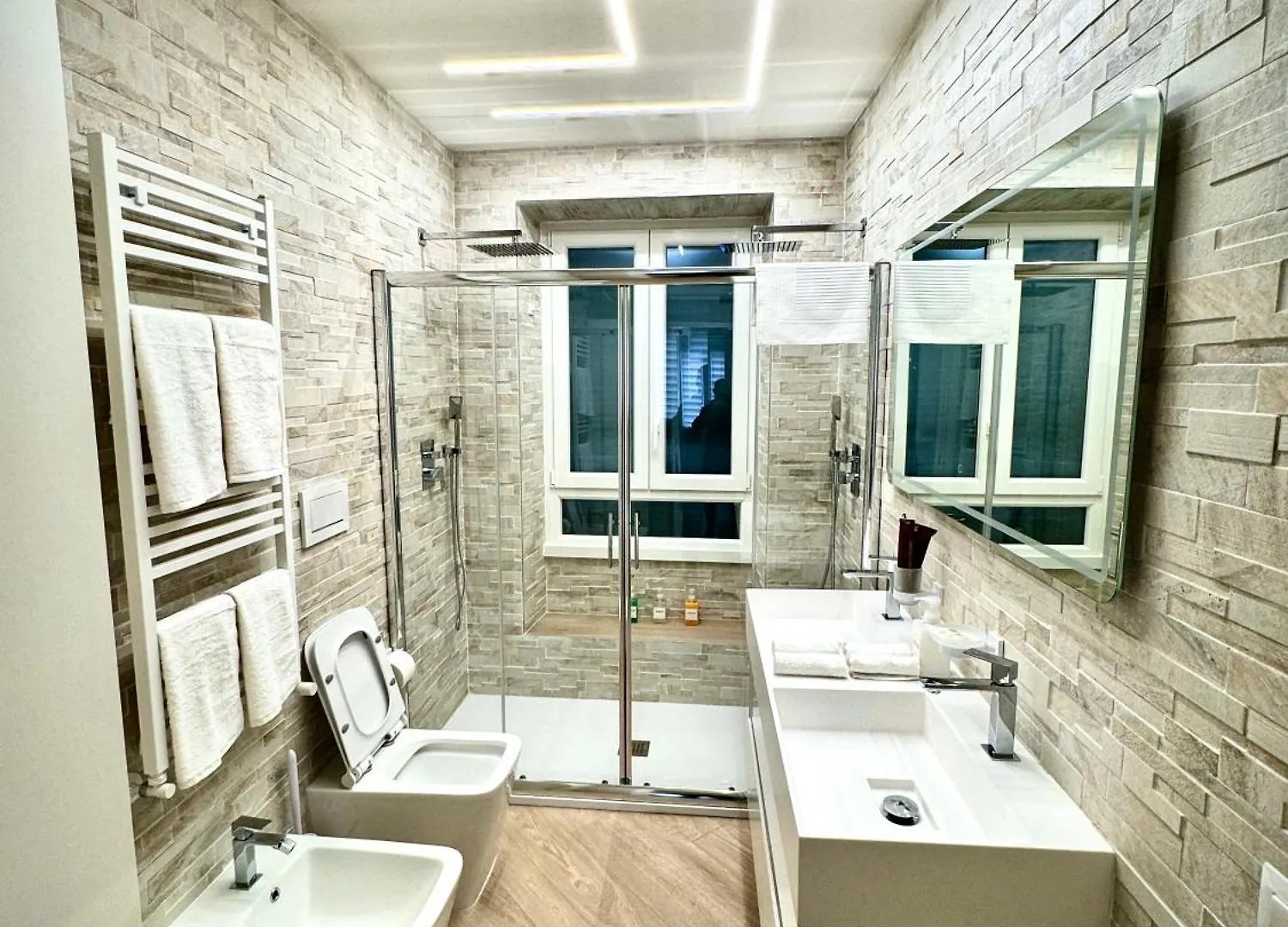 Luxury Apartment Togliatti Rome Italy
